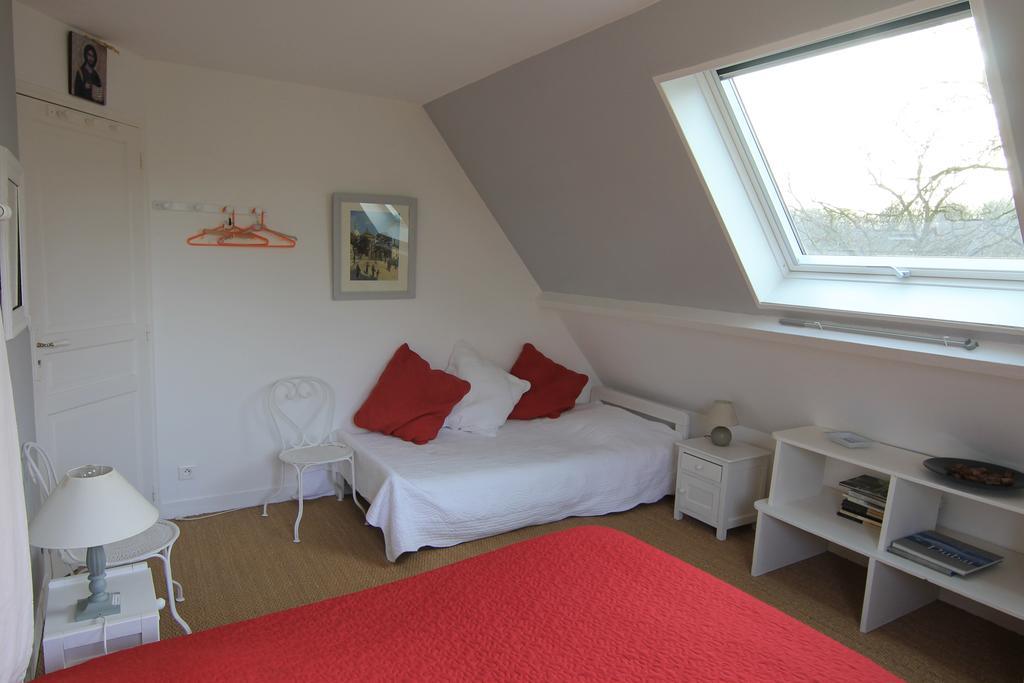 Chambre D'Hotes Les Champarts Tourville-la-Chapelle Rum bild